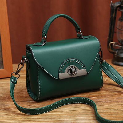 

Retro bag womens new stylish atmosphere bag Joker ladies small square bag hand bill of lading shoulder Messenger bag