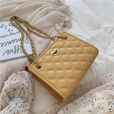 

Summer new texture bag handbag 2019 new fashion embroidery thread rhombic shoulder messenger bag chain bucket bag