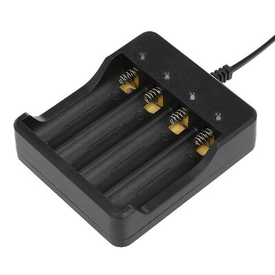 

4 Slots Universary Battery Charger 18650 Li-ion Battery Charger with LED Indicator