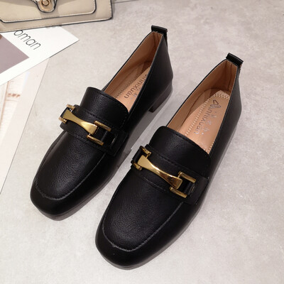 

Fangtou Lefu Shoes Female Spring Korean Version 100 sets of Rough-heeled Metal Lazy Bean Shoes Simple Single Shoes