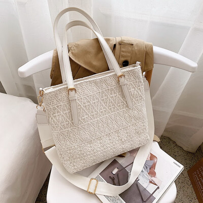

Small bag female Korean version of the new portable lace shoulder bag fashion girl slung tote bag