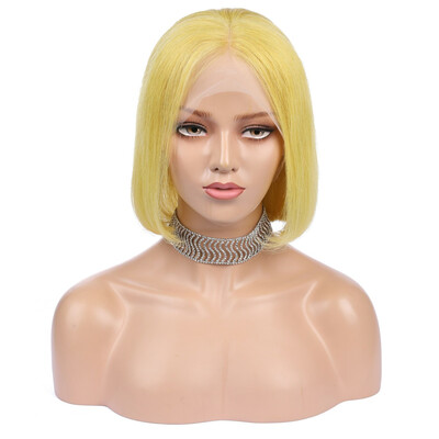 

Short lace wig