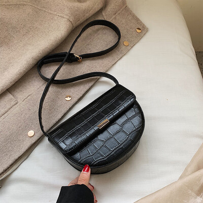 

New 2019 popular saddle bag single shoulder bag oblique satchel bag