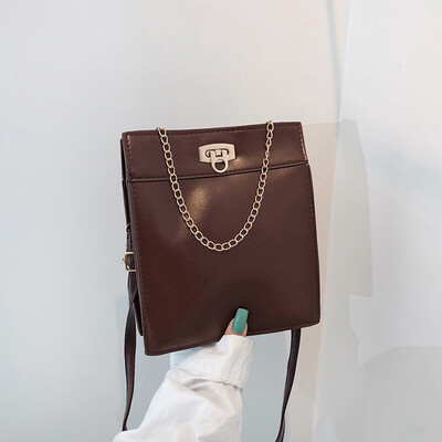 

Tailored Women Fashion Messenger Bag Versatile Shoulder Bag Sstudent Outing Travel bag