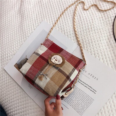 

Cute lion shoulder bag 2019 new style plaid canvas bag wild fairy small net red crossbody bag
