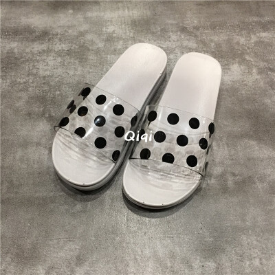 

Polka dot transparent summer slippers for women wearing Joker students Korean version of sandals&slippers for women beach shoe