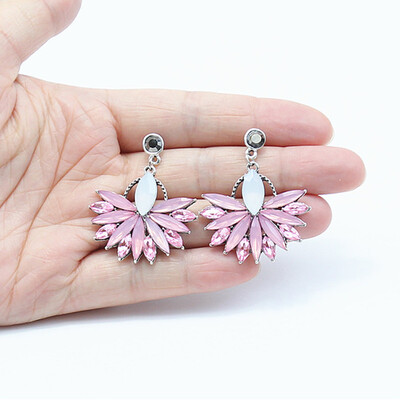 

E0226 High Quality Pink Crystal Drop Earrings For Women 2017 Brand Fashion Wedding Jewelry Luxury Earrings Hot Sale Elegant Lady
