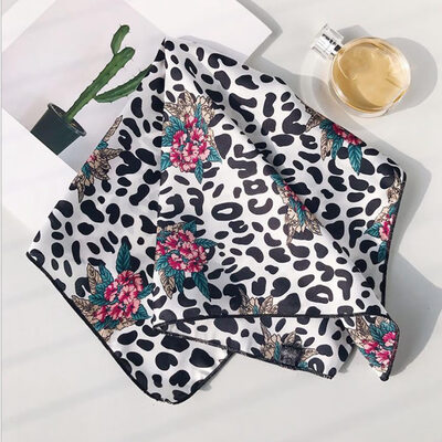 

Leopard Print Wristbands Head Neck Tie Bandana Square Scarf Silk Satin Scarf Head Scarf