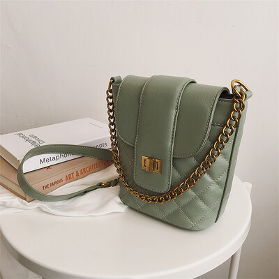 

Advanced sense bag Ocean rhombic chain Messenger bag female wild ins new 2019 fashion portable bucket bag