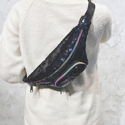 

Senior sense bag female 2019 new wave foreign air sequins pockets wild small bag ins super fire Korean Messenger bag