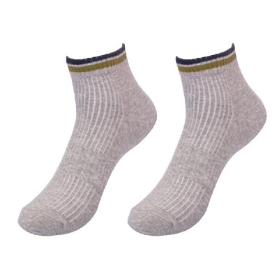 

Short Pure Color Sports Socks Simple Fine Quality Middle Tube Socks for Men with