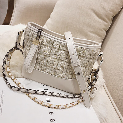 

Bag female 2019 new ins super fire Korean fashion wool casual wild chain shoulder slung wandering bag