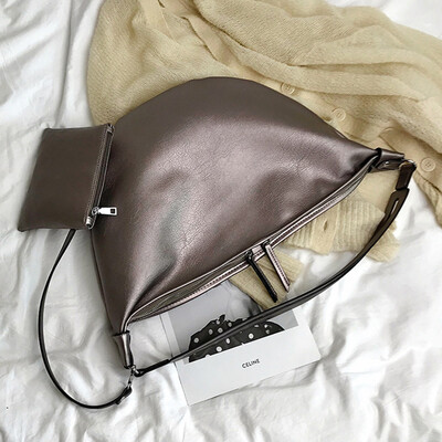 

Large capacity 2019 new Korean style Joker shoulder bag fashion casual shoulder bag dumplings
