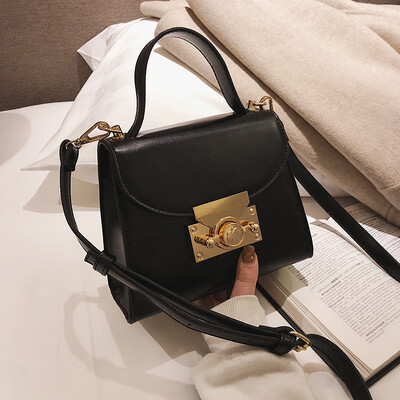 

Qiao Bani 2019 new South Korea ins fashion solid color simple lock flip cover bag shoulder shoulder diagonal female bag