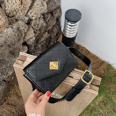 

Qiao Bani 2019 new South Korea ins fashion network red embroidery thread lock multi-purpose chest bag waist shoulder diagonal female bag