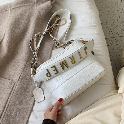 

Small bag female new Korean version of fashion wild Messenger bag chain shoulder bag wandering tide