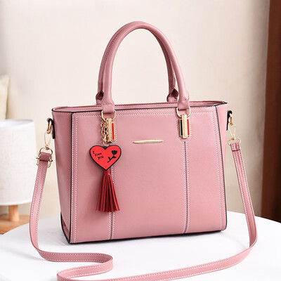 

Womens bag 2019 new trend bag female Europe&America big bag cool fashion womens bag slung shoulder bag