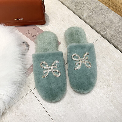 

Chic Baotou wool slippers for women wearing autumn-winter Korean version of Baitao flat-soled half-slippers