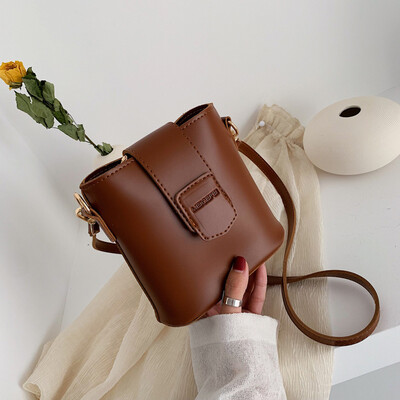 

Foreign style small bag women 2019 new wave Korean version of simple messenger bag fashion Joker ladies shoulder bag