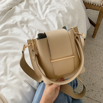 

Qiao Bani 2019 new Korean version of the fashion solid color clamshell bag ribbon shoulder shoulder diagonal female handbag factory direct sales