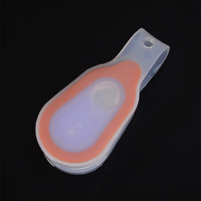 

Silicone Clip on LED Flashlight Night Safety Light Hands Free for Walking Running Sports Outdoor Emergency