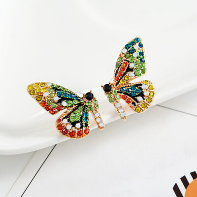 

Fashion Personality Short Butterfly Earring
