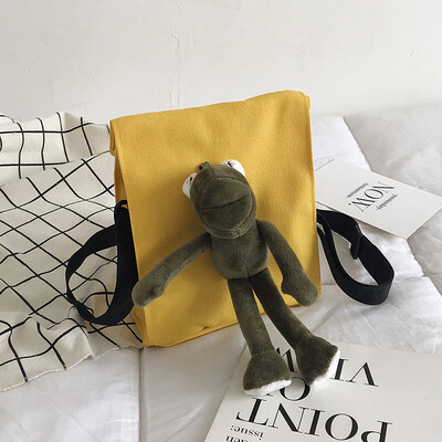 

2019 new casual simple wild shoulder bag cartoon cute little frog canvas bag fashion cute messenger Messenger bag