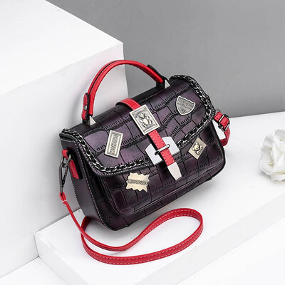 

On the new female bag fashion Korean version of the fashion lady one shoulder oblique satchel personality 100 handbags