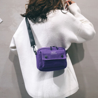 

2019 new Korean version of the wild letter printing shoulder bag ins canvas bag female slung casual broadband student bag