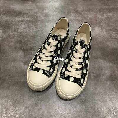 

Wave point canvas shoes female students 100 Korean version of ulzzang board shoes 2019 spring new model