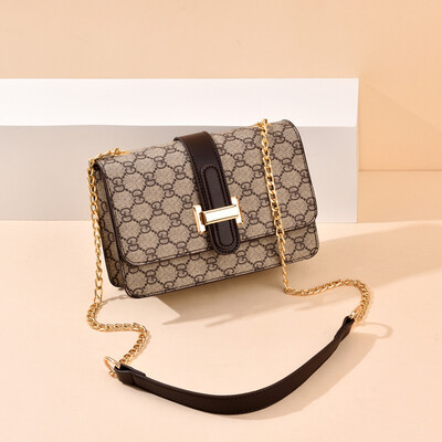 

Summer Single Shoulder Ladies Up-trend Korean Ins Baitao Chain Slant Bag Fashion Simple