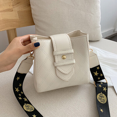 

Summer bag handbags new 2019 Korean version ins super fire wild shoulder slung fashion wide shoulder strap bucket bag