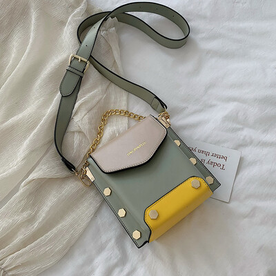 

Ins super fire chic bag female 2019 new Korean version of the wild single shoulder slung fashion rivet portable bucket bag