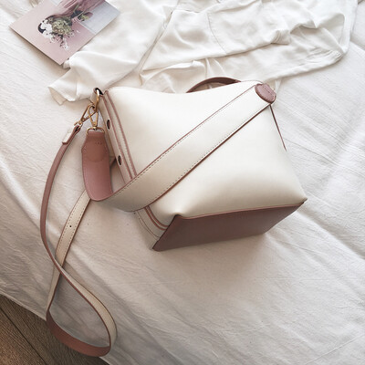 

New large-capacity bag female 2019 new wave Korean version of the wild single shoulder slung fashion casual bucket bag