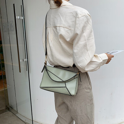 

Tailored Womens Crossbody Wild Simple Chain Shoulder Splice Fashion Messenger Bags