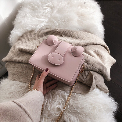 

On the new pig pig bag female 2019 new Korean version of the cute girl shoulder slung fashion chain simple small square bag