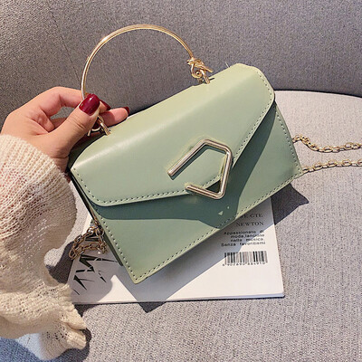 

Advanced texture elegant elegant portable small square bag female 2019 new wave wild fashion chain shoulder Messenger bag
