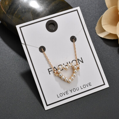 

Hollow Oval Pearl Pendant Necklace Female Gold Alloy Necklace Fashion Jewelry Temperament Lady Style Necklace Wedding Gift