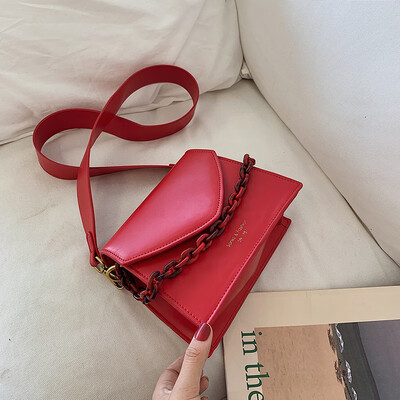 

Qiao Bani 2019 early autumn new South Korea ins fashion network red street shot chain flip bag shoulder diagonal female bag