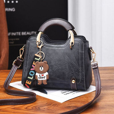 

Bear Handbag Women Pendant Fashion Girls Simple Retro Shoulder Bag Solid Crossbody Bags PU Leather Versatile Messenger