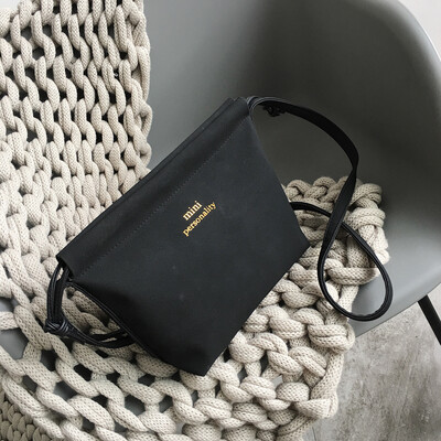 

Ins Super Fire Bag Female 2019 New Tide Korean Fashion Frosted Bucket Bag Fairy Joker Single Shoulder Messenger Bag