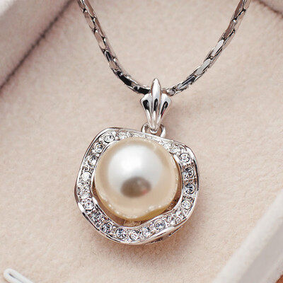 

Simple ladies pendant temperament pearl clavicle chain