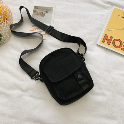 

Small bag female 2019 new temperament retro canvas bag fashion casual simple wild color diagonal shoulder bag