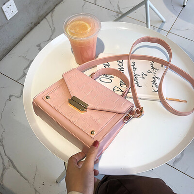 

Tailored Fashion Women Single Shoulder Small Square Bag Stone Texture Zipper Bag