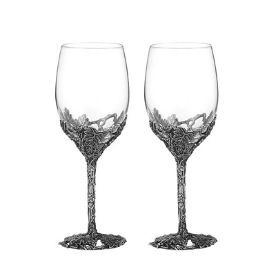 

A pair of vintage red wine goblets for home use