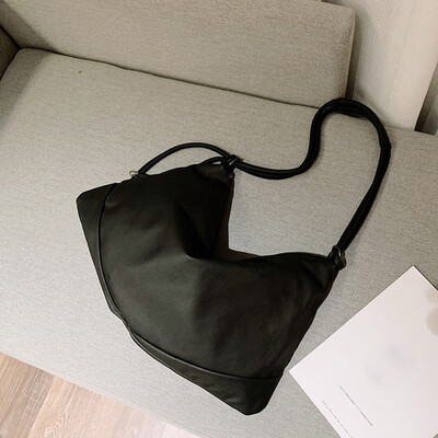 

Tailored Women Solid Color One-shoulder Diagonal Casual Bag Ladies Simple Fashion Bag
