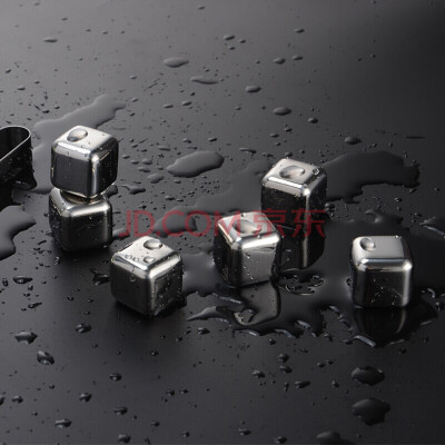 

Beijing Tokyo ice tartar stainless steel ice cubes metal ice grain creative wine red wine whiskey drink frozen 6 pieces with ice clip