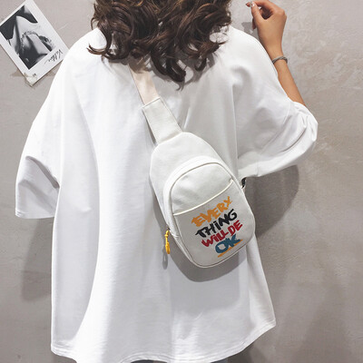 

New small bag female 2019 new Korean fashion printing canvas bag casual wild student sports chest bag
