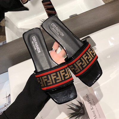 

Summer women wearing slippers summer version of the Korean version of the fashion ins word flat bottom sandals tide