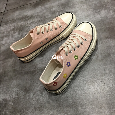 

The new summer 2019 tide shoes Hyun-a Kim wind small flower canvas shoes women Joker Korean version of board shoes women